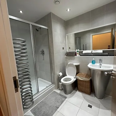 Cardiff City Center - With Free Parking Exterior photo