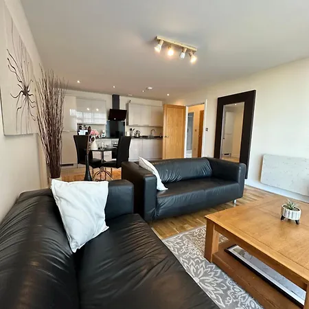 Cardiff City Center - With Free Parking Exterior photo