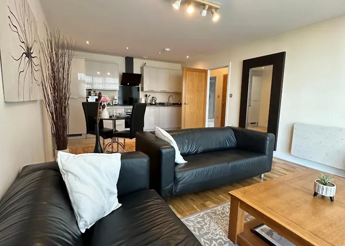 Cardiff City Center - With Free Parking