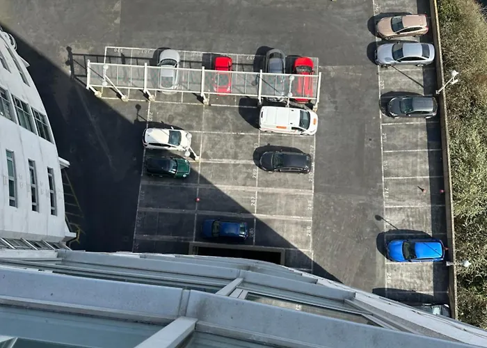 Cardiff City Center - With Free Parking